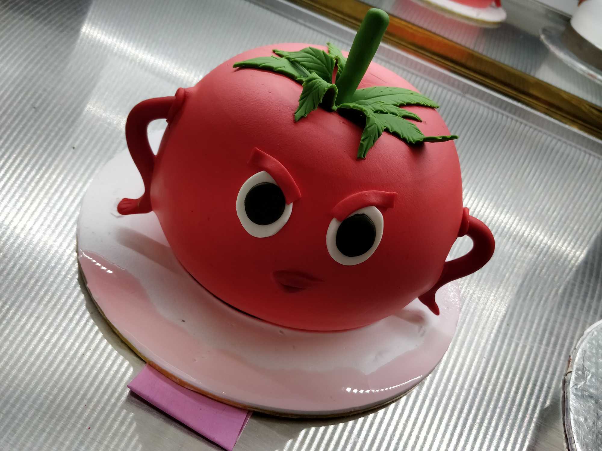HBD027 - Tomato